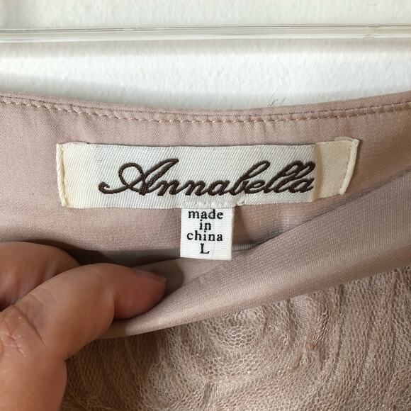 Annabella blush pink skirt with rosettes size L - Picture 2 of 5